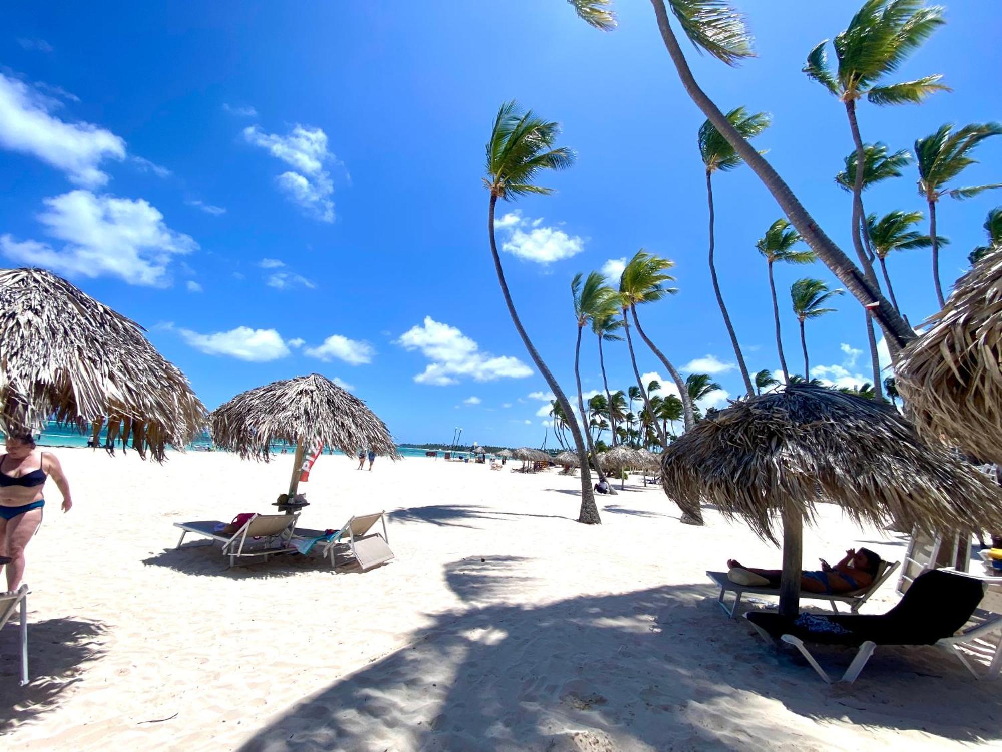 Madonna Pool Beach Los Corales Punta Cana Exterior foto